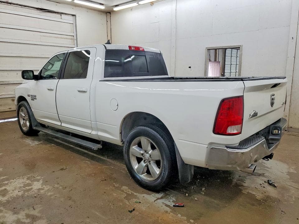 2019 RAM 1500 CLASSIC SLT 2