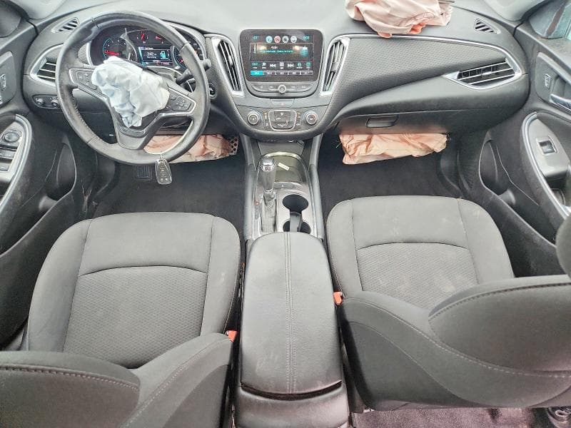 2017 CHEVROLET MALIBU LT 8