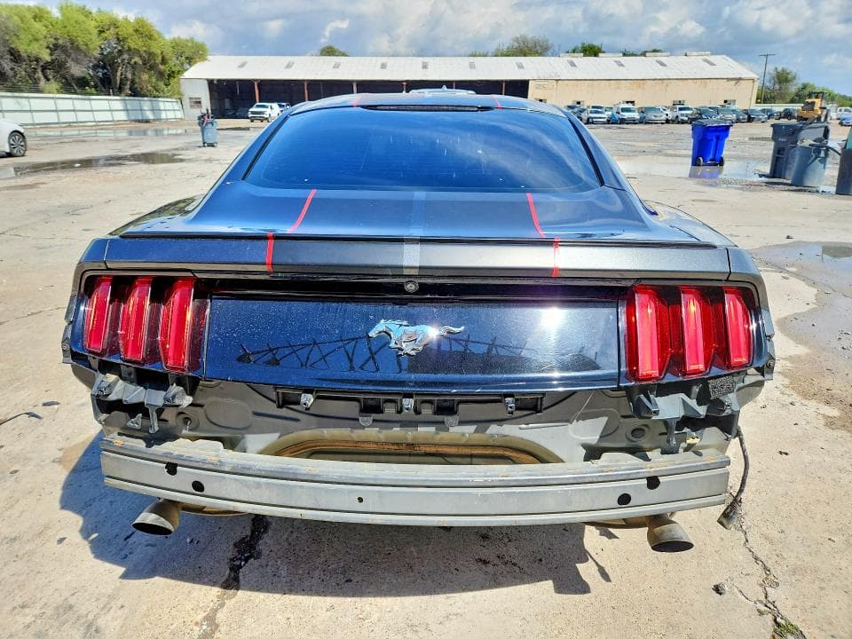 2017 FORD MUSTANG 6
