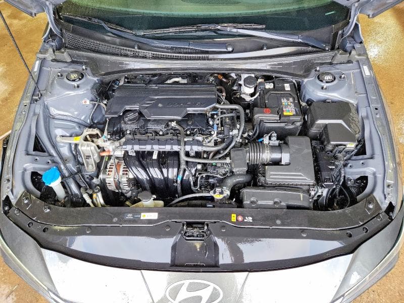 2024 HYUNDAI ELANTRA SEL 11