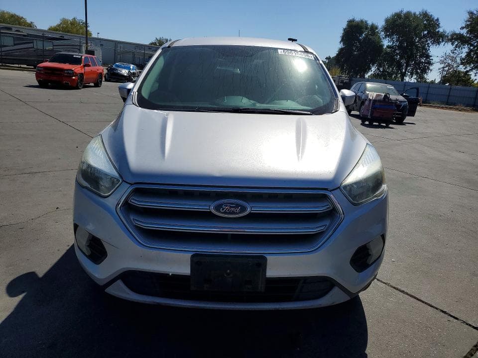 2017 FORD ESCAPE SE 5