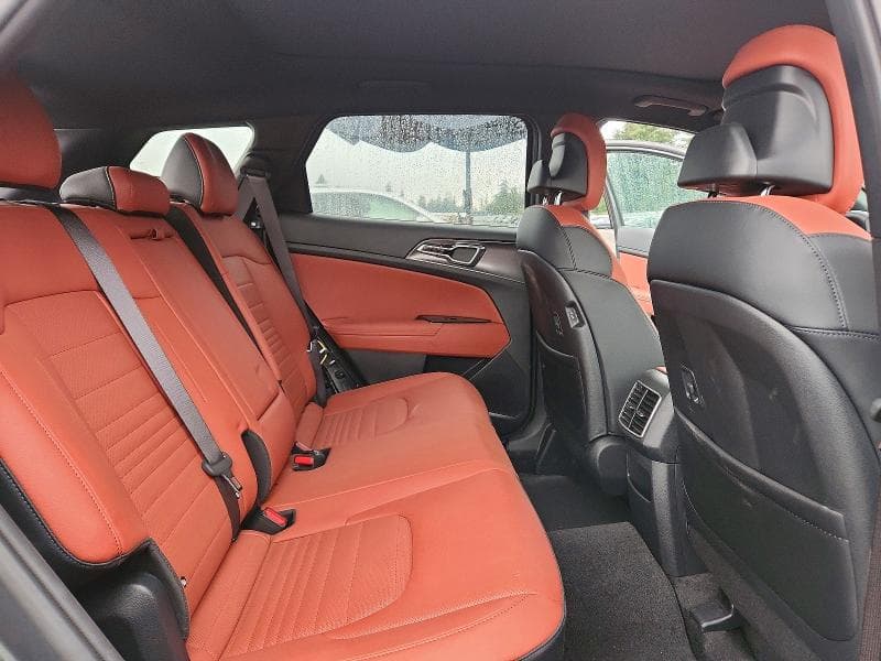 2025 KIA SPORTAGE SX PRESTIGE 11