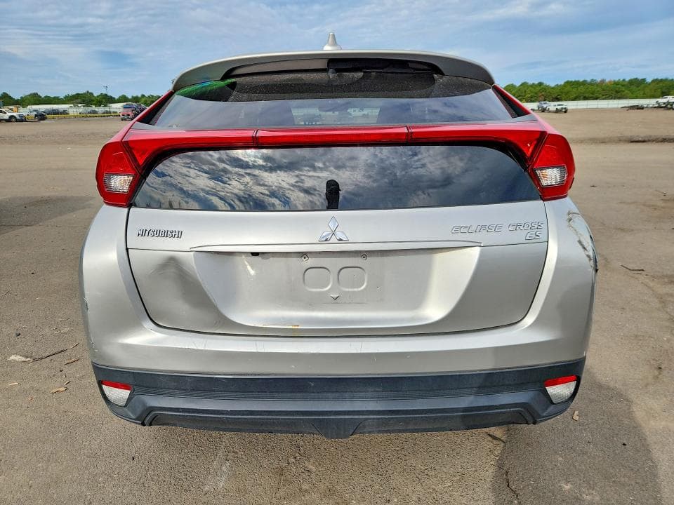 2019 MITSUBISHI ECLIPSE CROSS ES 6