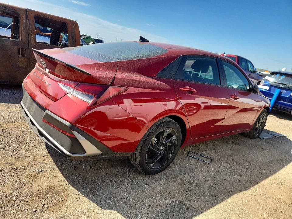 2026 HYUNDAI ELANTRA SEL SPORT 3