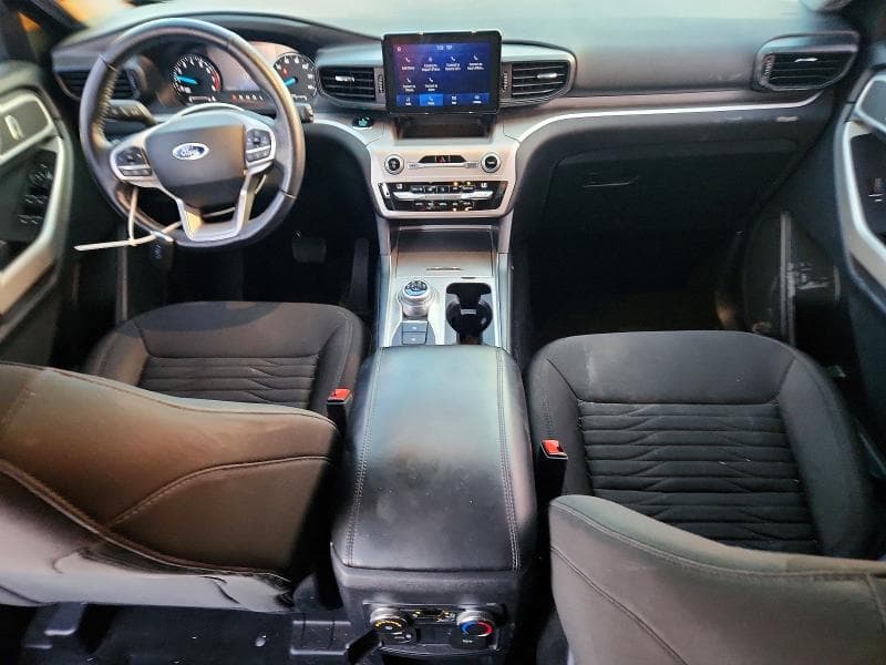 2021 FORD EXPLORER XLT 8