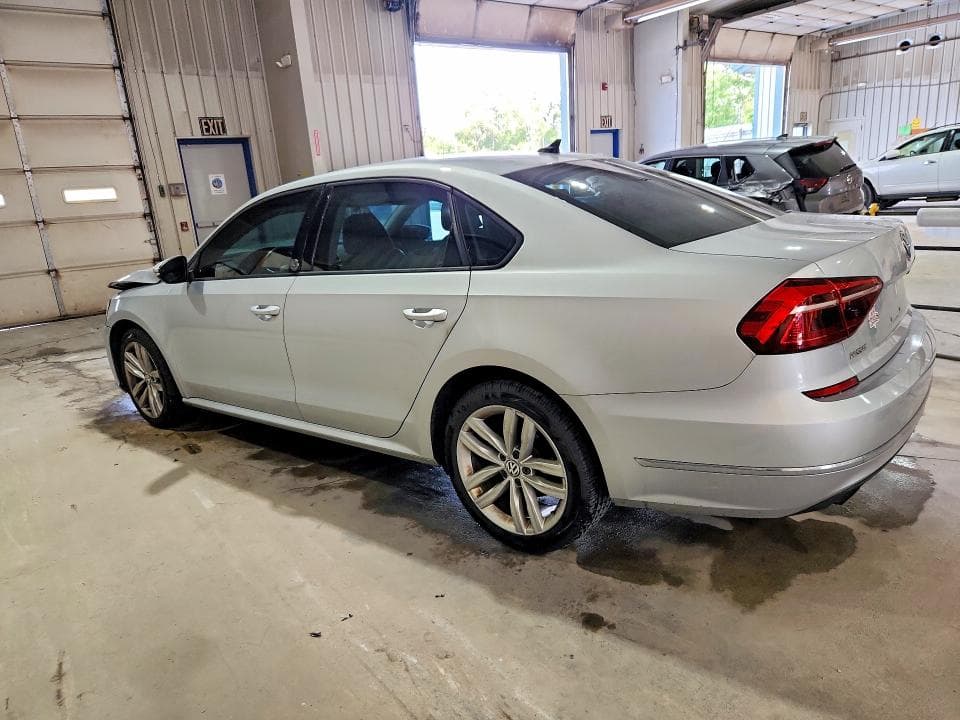 2019 VOLKSWAGEN PASSAT WOLFSBURG 2