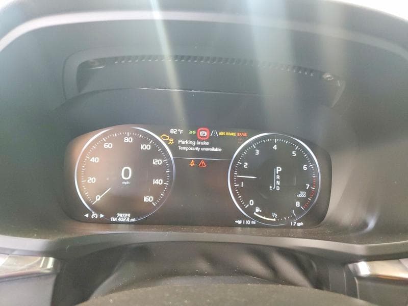 2020 VOLVO S60 T5 MOMENTUM 9
