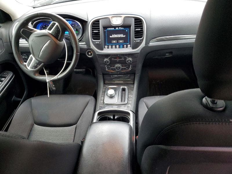 2019 CHRYSLER 300 TOURING 8