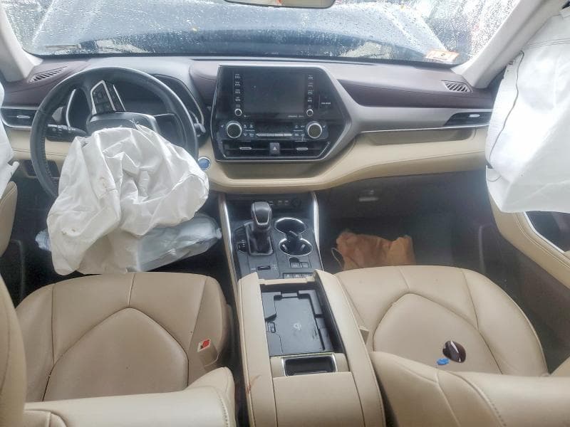 2022 TOYOTA HIGHLANDER HYBRID XLE 8