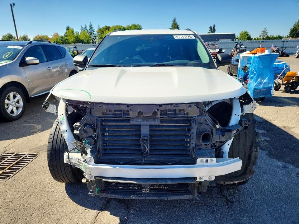2023 FORD EXPLORER XLT 5