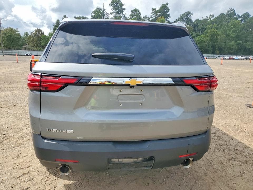 2023 CHEVROLET TRAVERSE LS 6