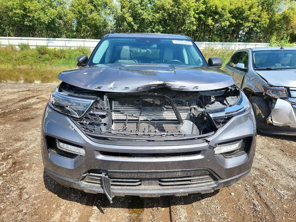 2021 FORD EXPLORER XLT 5