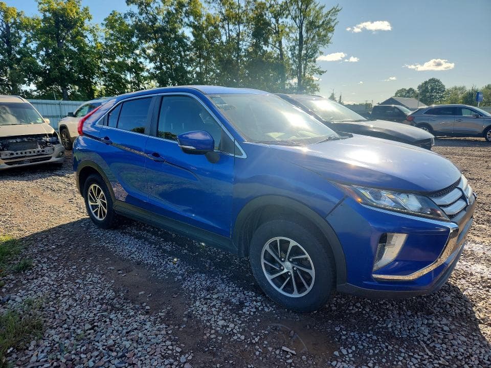 2020 MITSUBISHI ECLIPSE CROSS ES 4