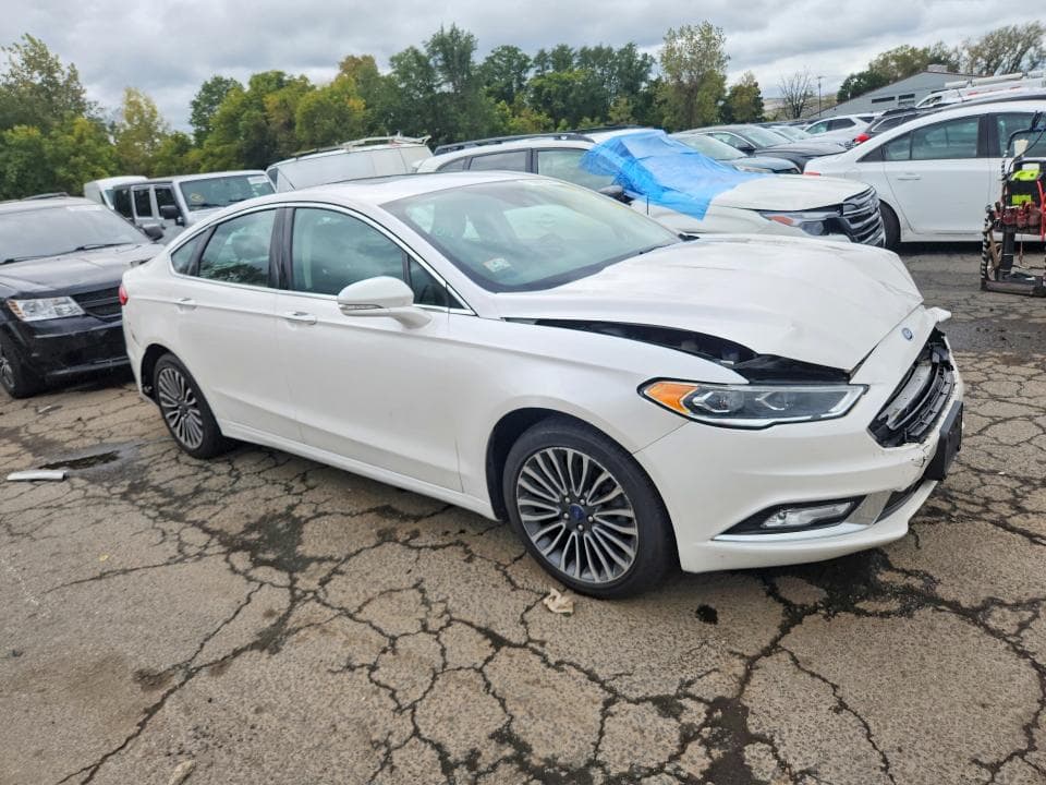 2017 FORD FUSION SE 4