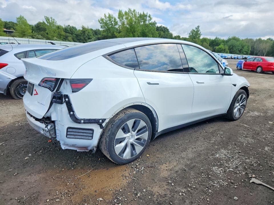 2022 TESLA MODEL Y 3