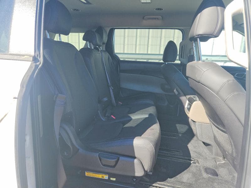 2026 KIA CARNIVAL LXS 11