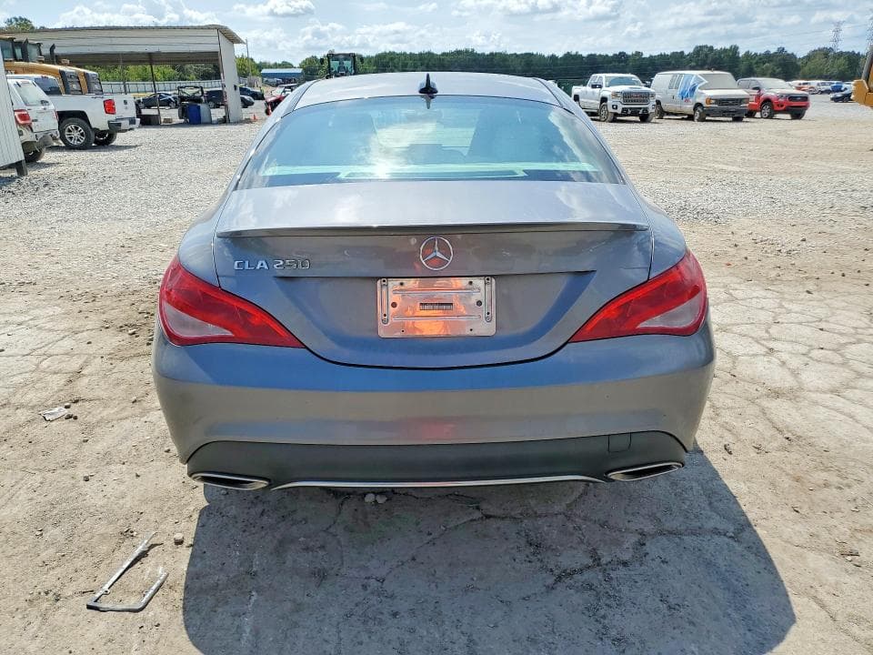 2018 MERCEDES-BENZ CLA 250 6