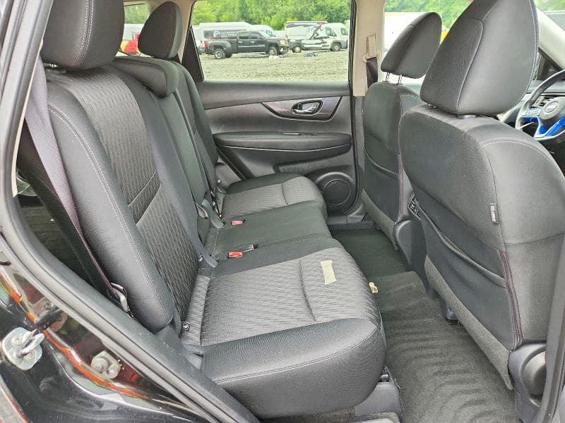 2018 NISSAN ROGUE SV 11