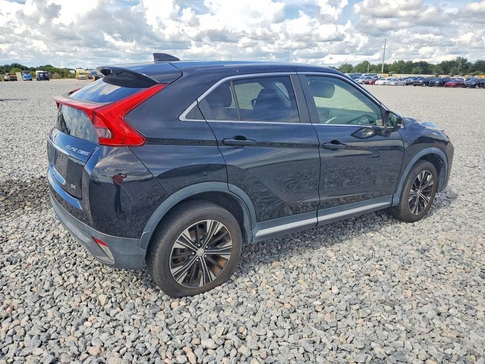 2019 MITSUBISHI ECLIPSE CROSS SE 3