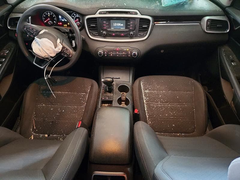 2018 KIA SORENTO LX V6 8