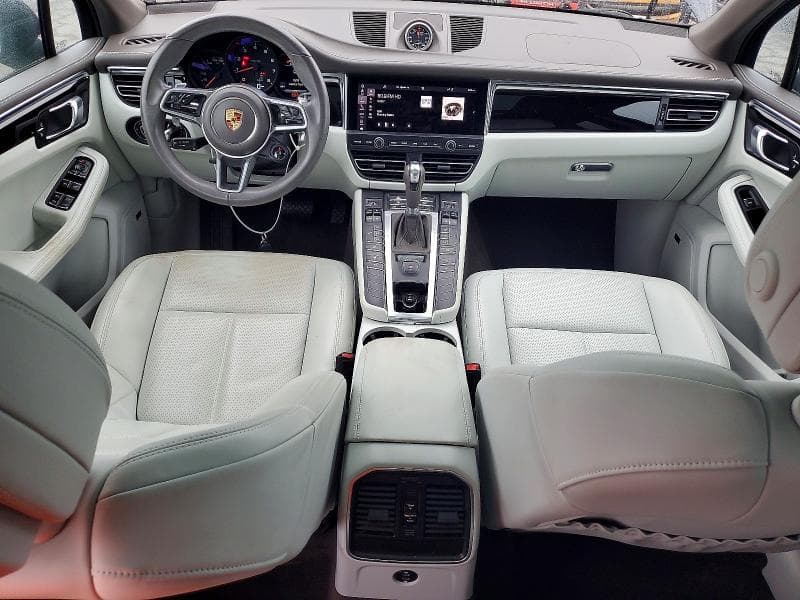 2021 PORSCHE MACAN 8