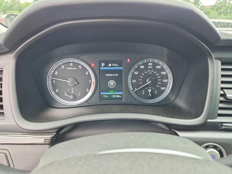 2018 HYUNDAI SONATA LIMITED 9