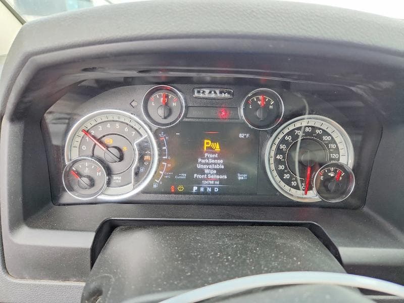 2017 RAM 1500 SLT 9