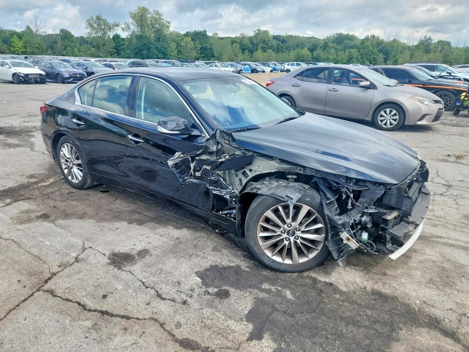 2018 INFINITI Q50 3.0T LUXE 4