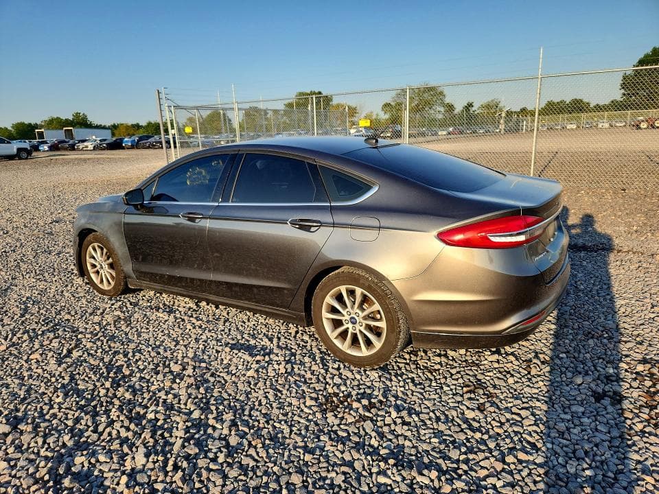 2017 FORD FUSION SE 2