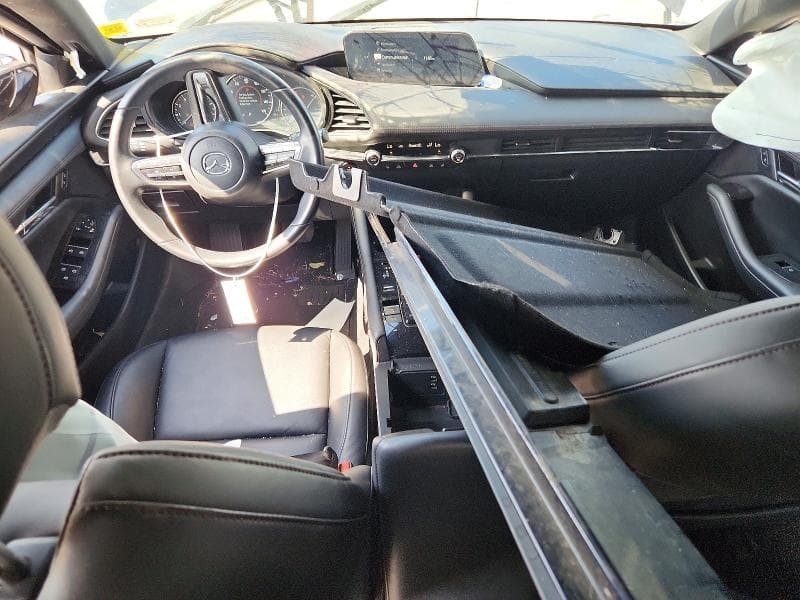2021 MAZDA 3 PREFERRED 8