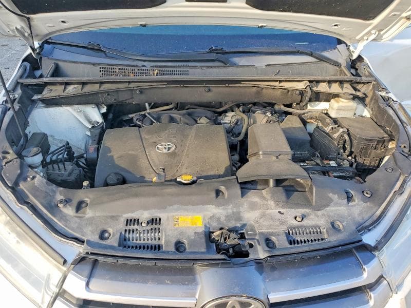 2017 TOYOTA HIGHLANDER LE PLUS 12