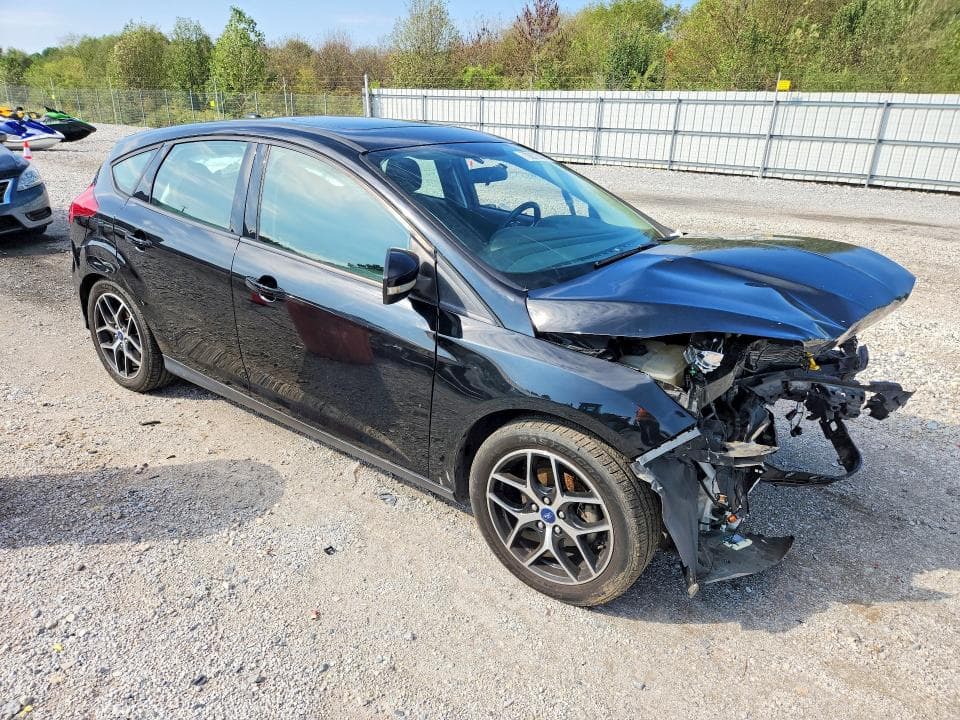 2018 FORD FOCUS SEL 4