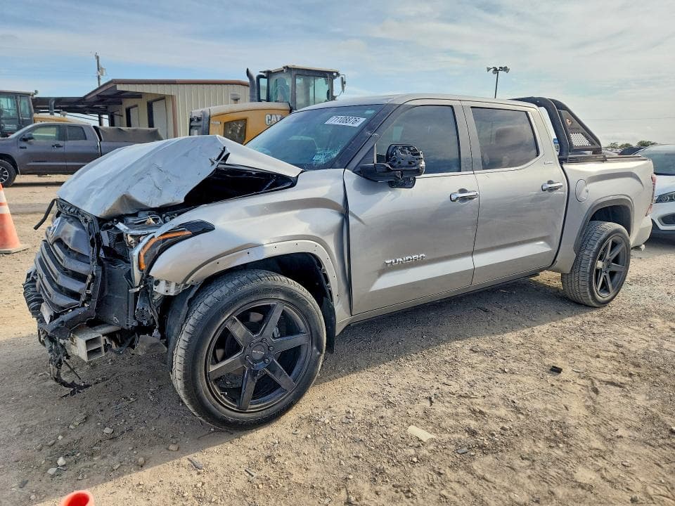 2022 TOYOTA TUNDRA CREWMAX LIMITED