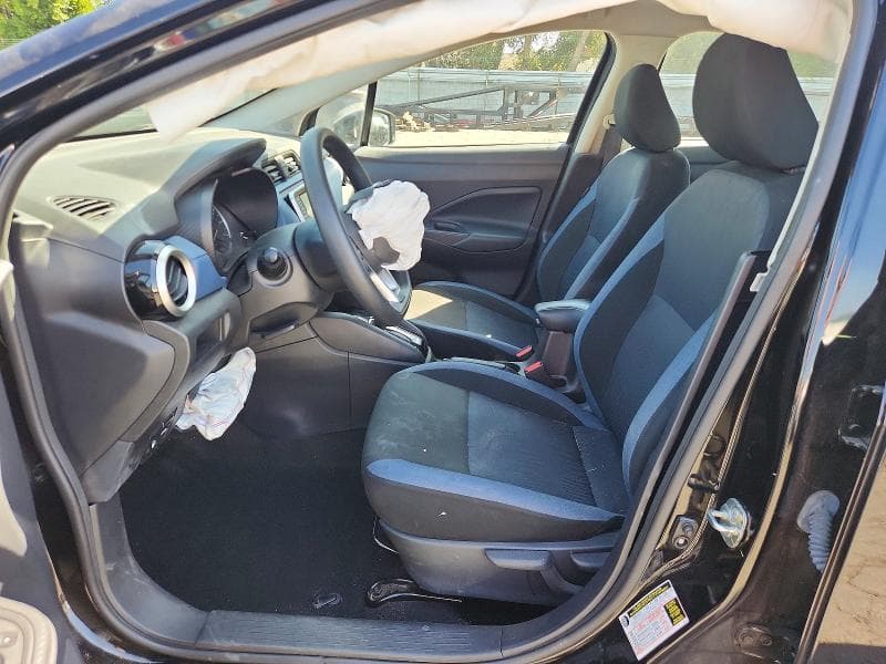 2025 NISSAN VERSA SV 7