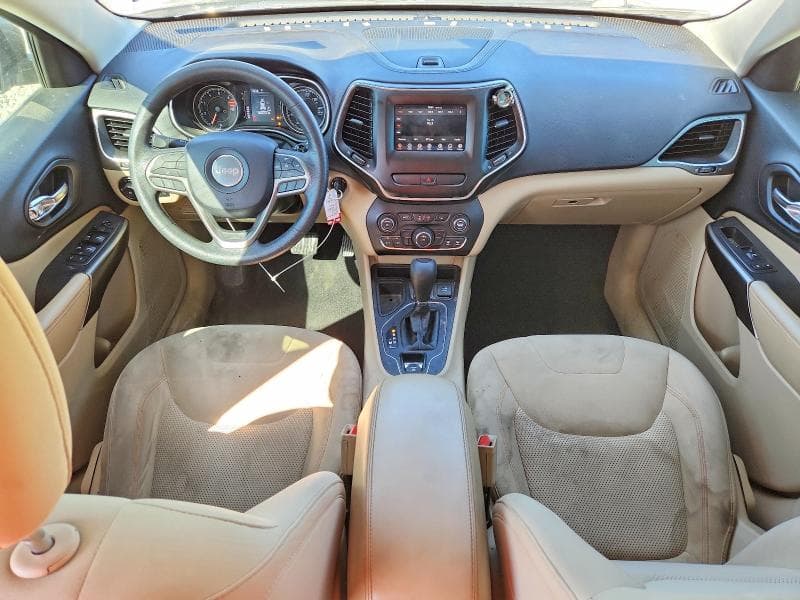 2019 JEEP CHEROKEE LATITUDE 8