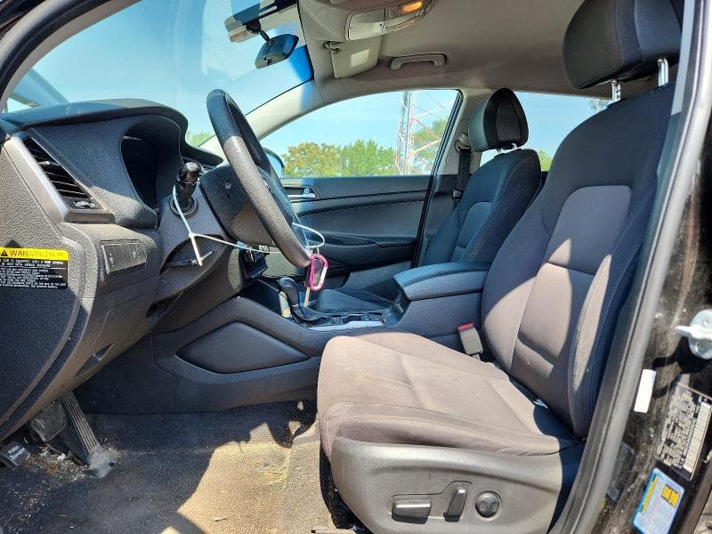 2017 HYUNDAI TUCSON SE 7