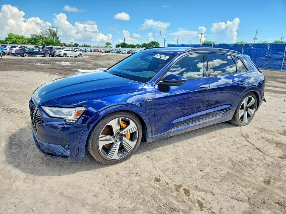 2022 AUDI E-TRON PREMIUM PLUS - 1