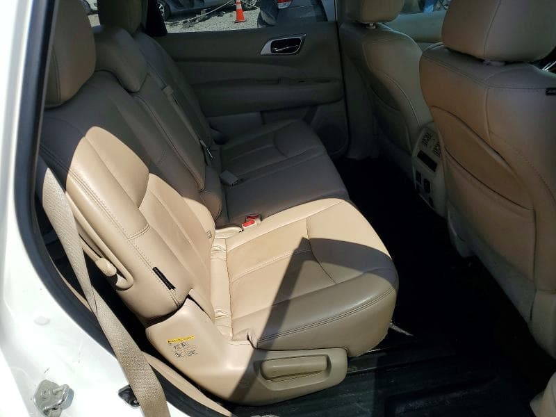 2018 NISSAN PATHFINDER SL 11