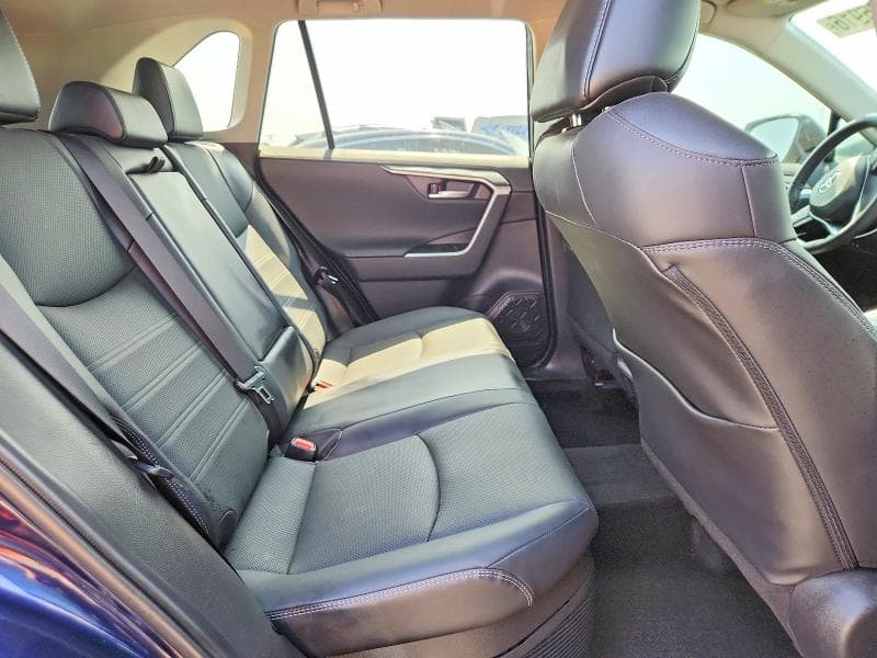 2024 TOYOTA RAV4 LIMITED 10
