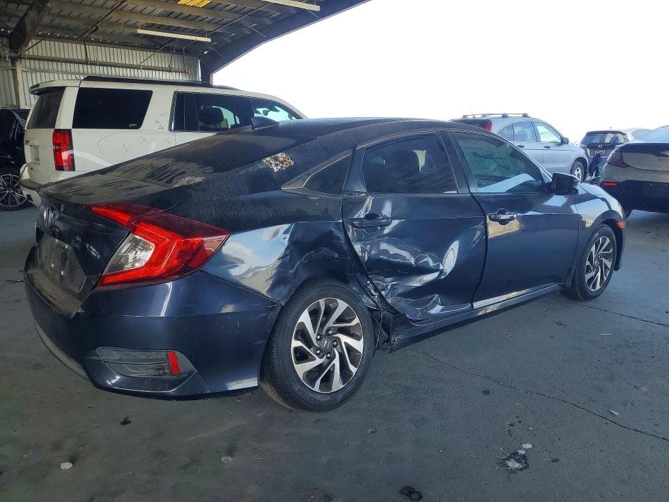 2017 HONDA CIVIC EX 3