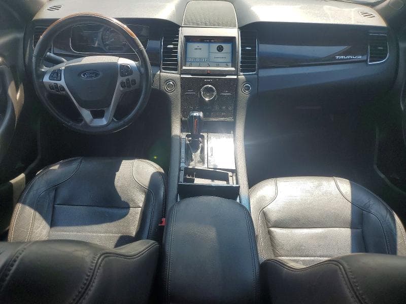 2018 FORD TAURUS LIMITED 8