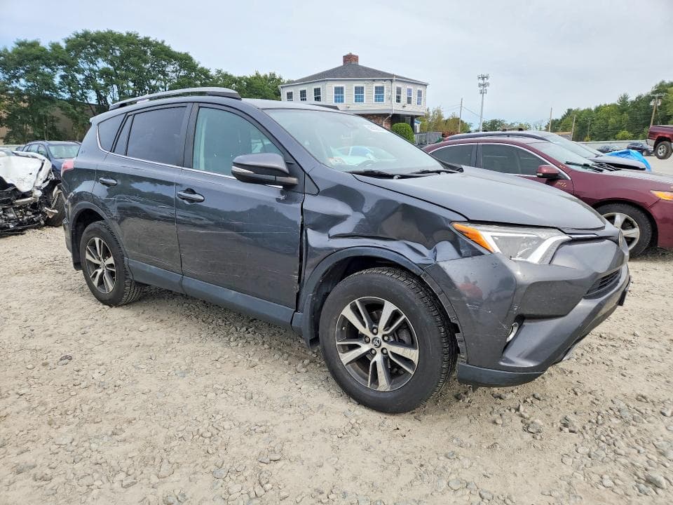 2018 TOYOTA RAV4 XLE 4