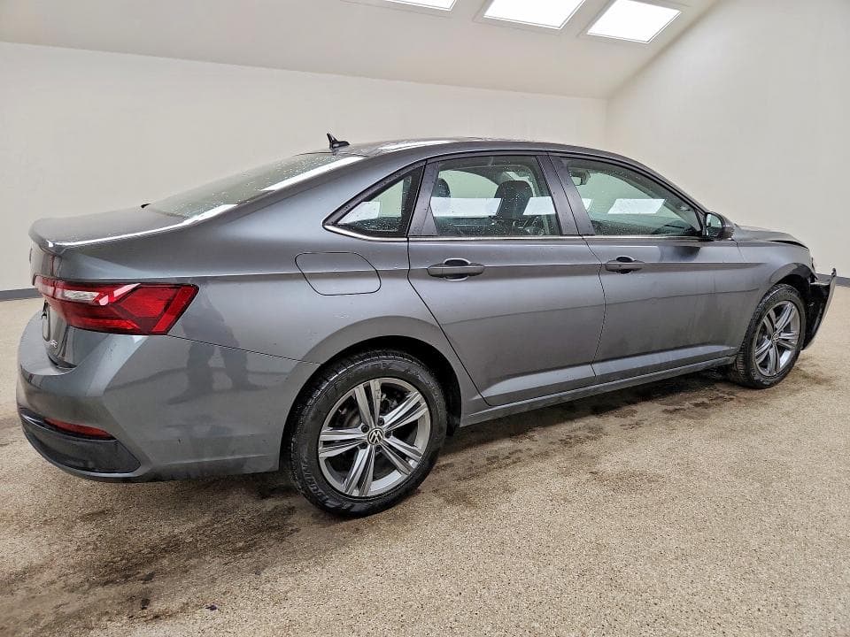 2024 VOLKSWAGEN JETTA SE 3