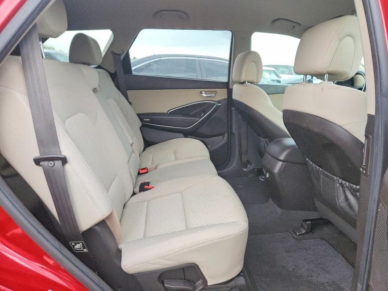 2018 HYUNDAI SANTA FE SE 11