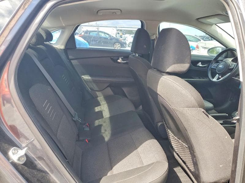 2019 KIA FORTE S 10