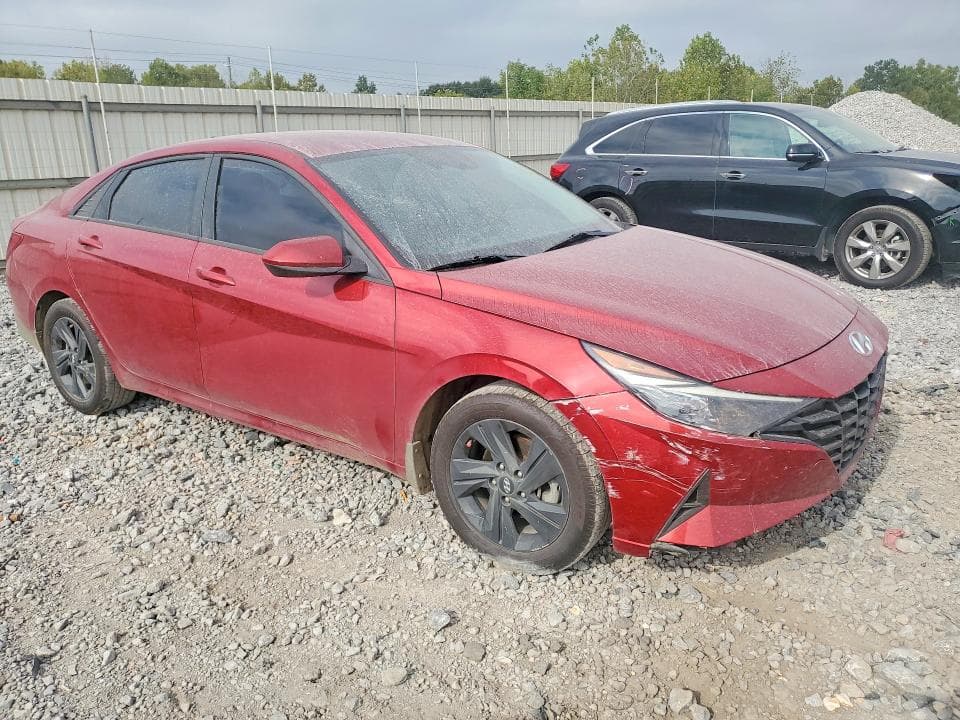 2023 HYUNDAI ELANTRA SEL 4
