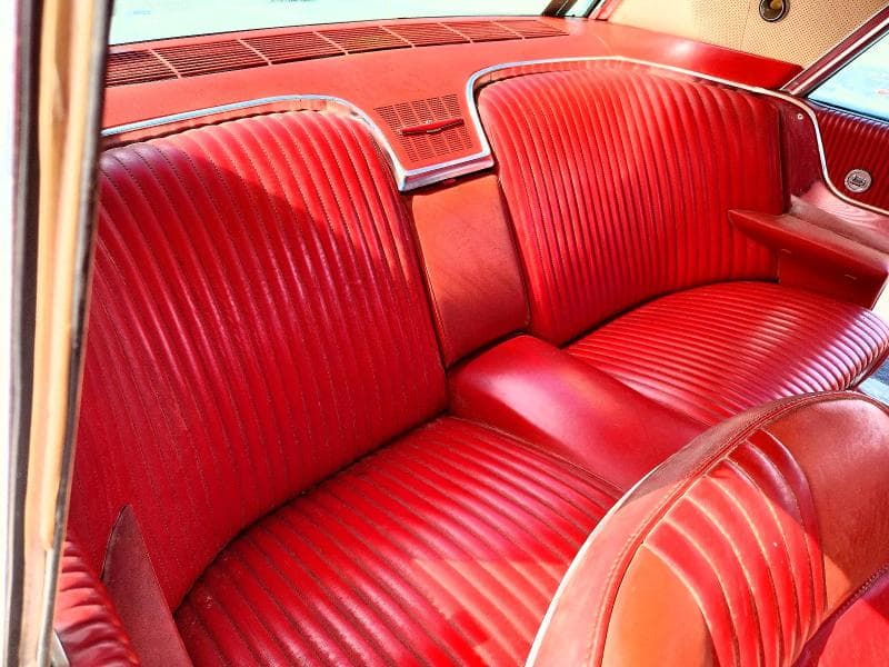 1960 FORD THUNDERBIRD 10