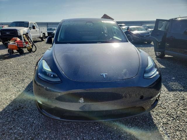2024 TESLA MODEL Y 5