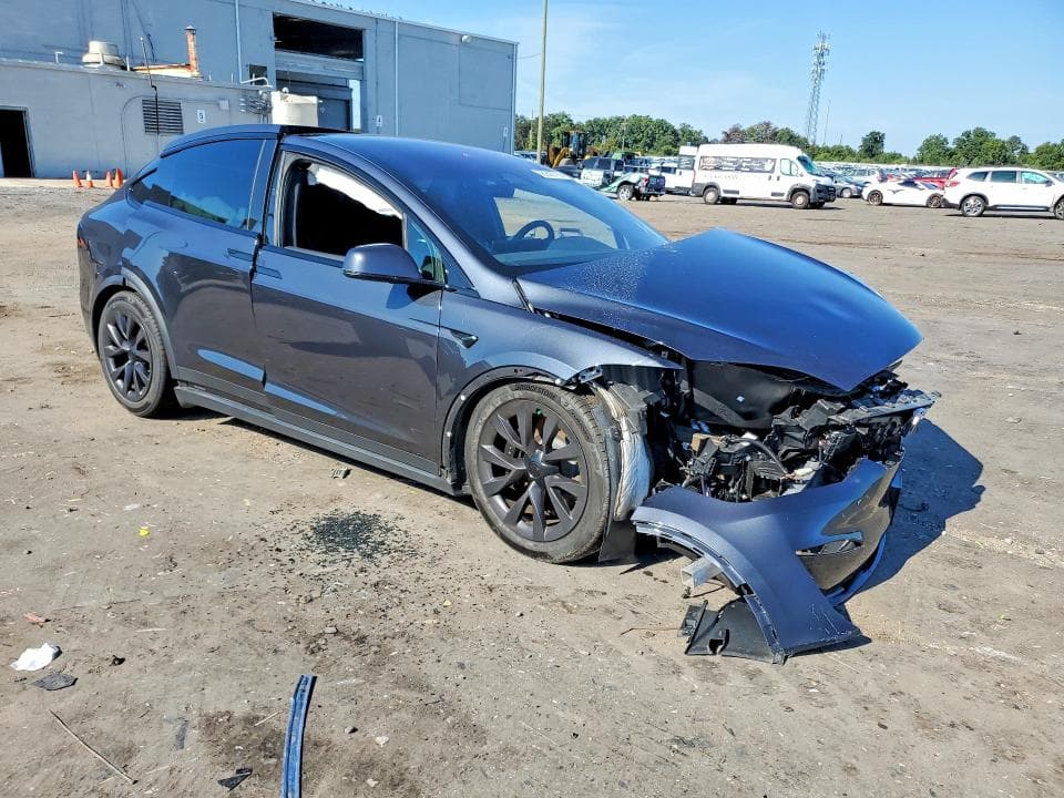 2024 TESLA MODEL X 4
