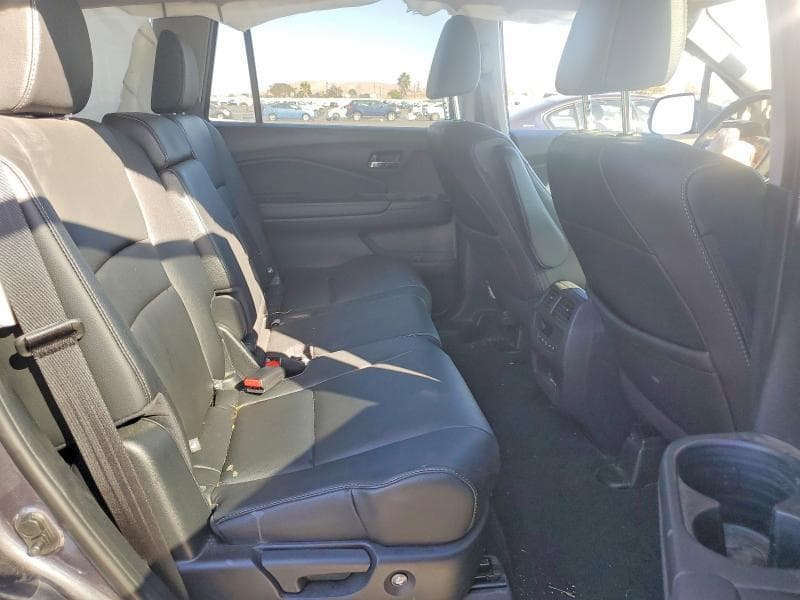 2018 HONDA PILOT EXL 11